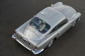 Aston Martin DB5 Goldfinger Continuation 2020 года 